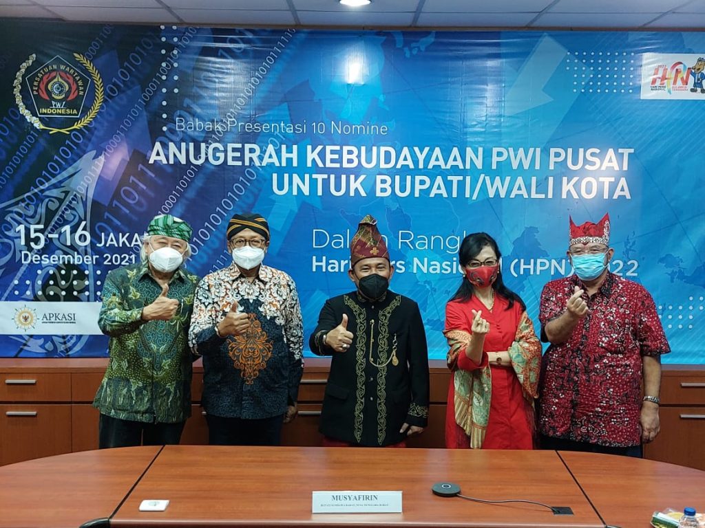 RAHASIA 10 BUPATI/WALI KOTA PEMENANG ANUGERAH KEBUDAYAAN PWI