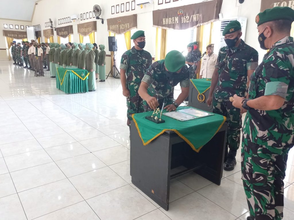 Sertijab Dandim 1628/KSB, Danrem 162/WB Tegaskan “Tingkatkan Kerjasama Dengan Seluruh Stakeholder”