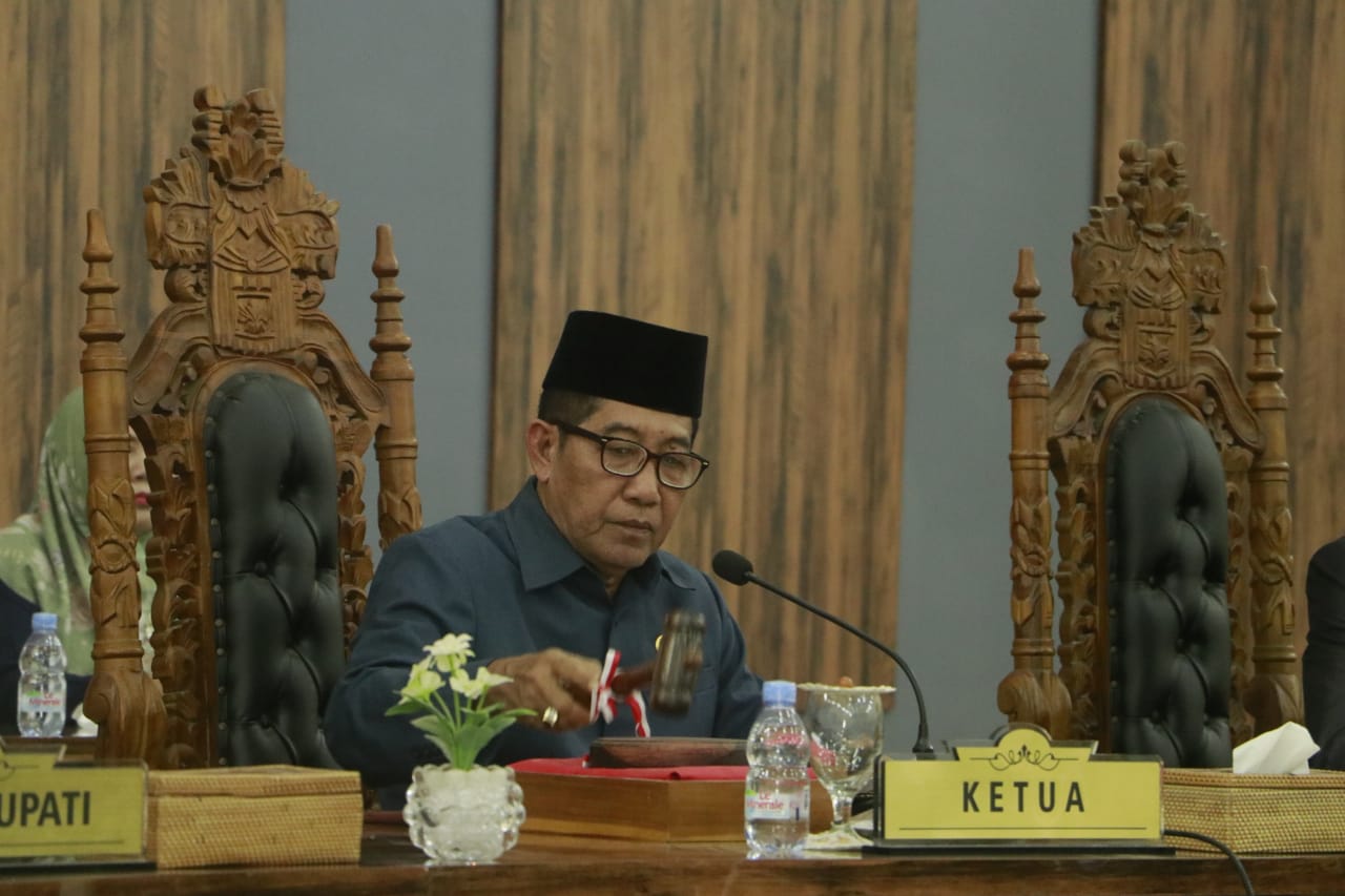 Press Release SETWAN Kabupaten Sumbawa Barat Pandangan Umum Fraksi Tentang Nota Keuangan Raperda APBD TA 2023