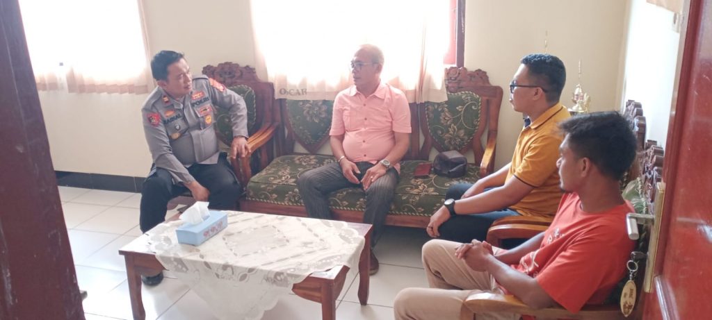 PPK Kecamatan Seteluk Sambangi Kapolsek Seteluk