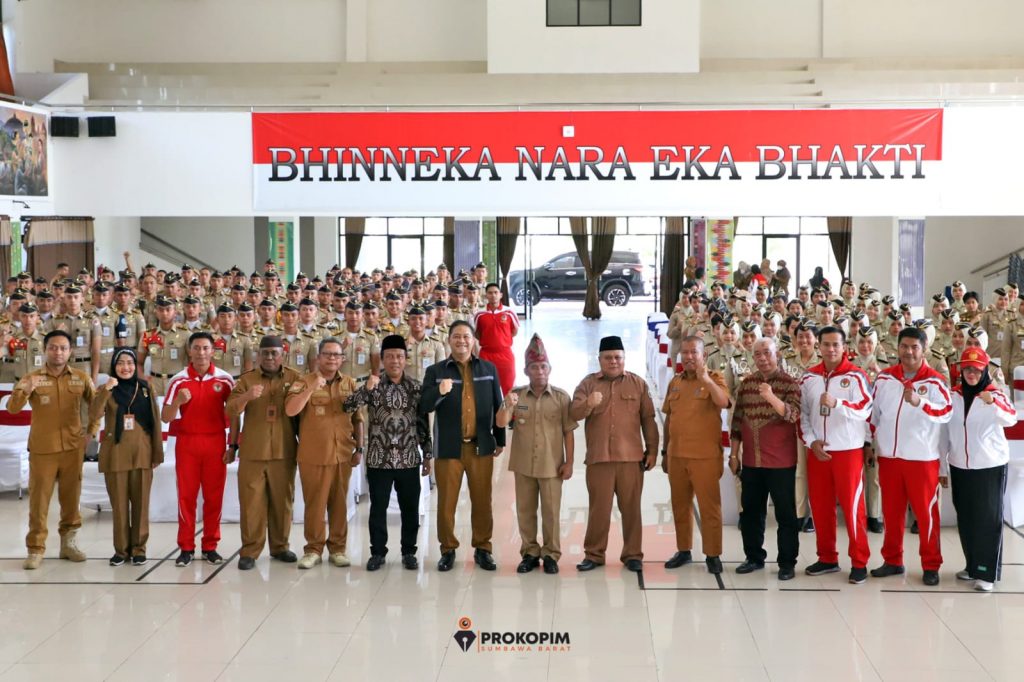 BUPATI SUMBAWA BARAT BERI PEMBEKALAN KEPADA PRAJA MUDA IPDN