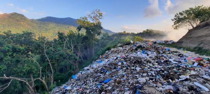 Sampah Meluber Di TPA Sementara Benete, Pihak Terkait Diam