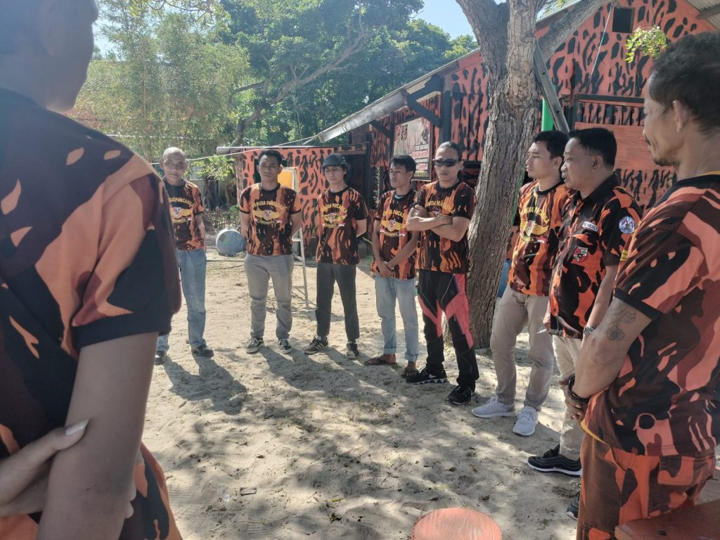 Pengurus MPC PP KSB , Minta Syahbandar Benete ” Tegas ” Tertibkan, Speedboad Yang Sandar Di Pantai Pasir Putih Benete.