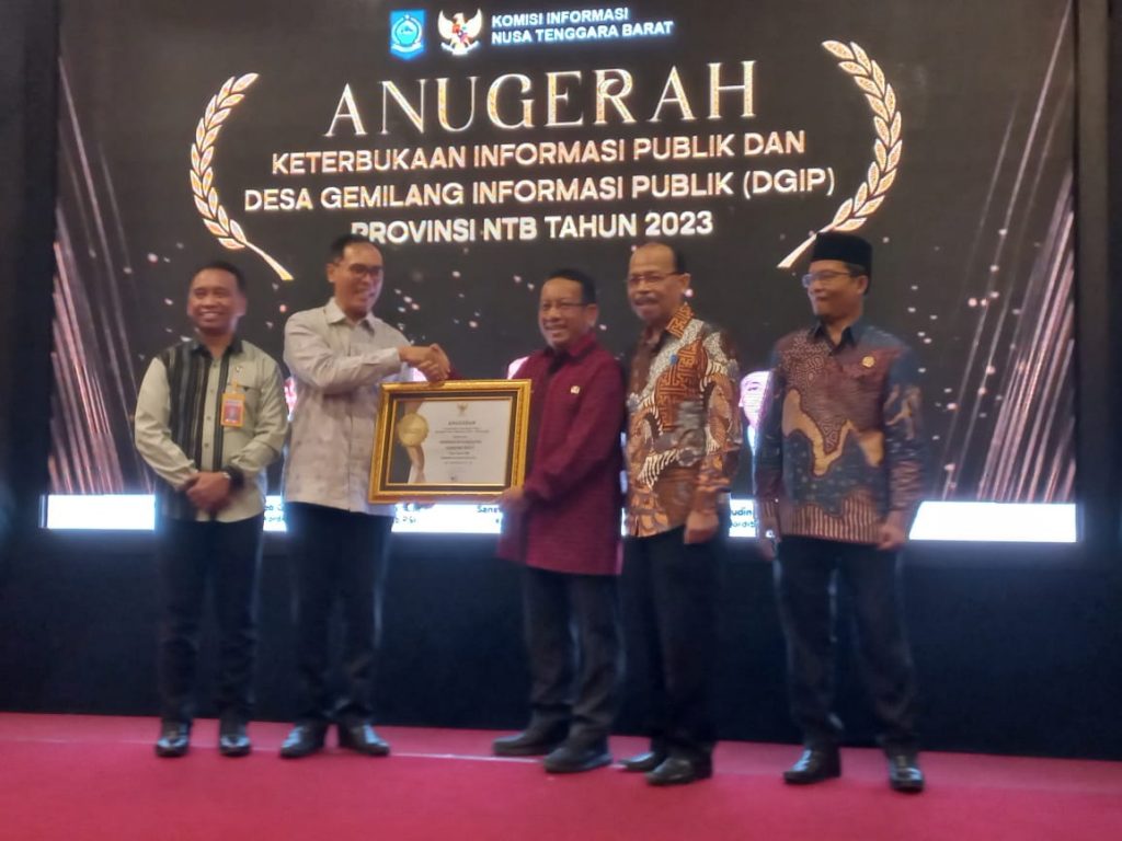 KSB Raih Kategori Informatif Dalam Anugerah Keterbukaan Informasi Badan Publik Tahun 2023