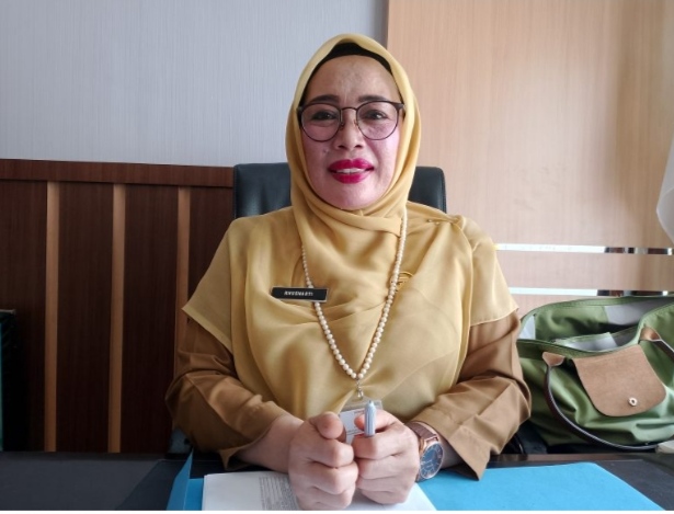 Hj Khusnarti S.Pd : Siswa Kurang Mampu Yang Aktif  Mengakses Go Jamu Sumbar Akan Diberikan Reward