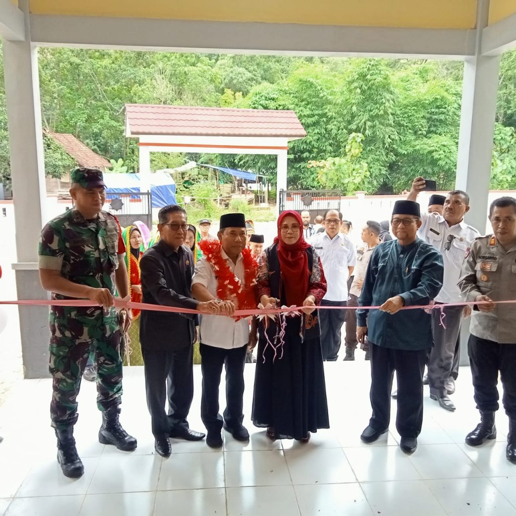 Bupati Sumbawa Barat Resmikan Gedung Baru SDN 15 Taliwang, Ini Harapannya