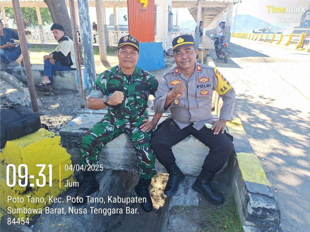 Kolaborasi KP3 laut Poto Tano dengan Koramil 1628-04/ Poto Tano, Ciptakan Arus Balik Lebaran Aman dan Nyaman