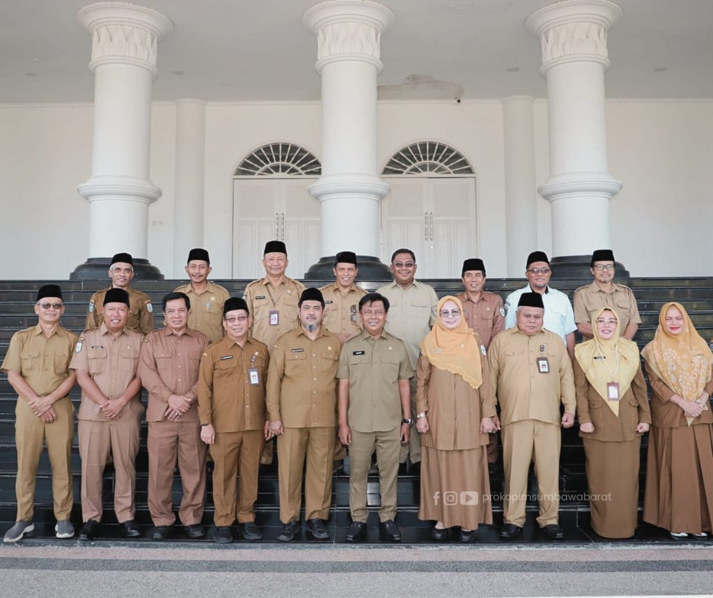 Hari Pertama Kerja Pasca Libur Lebaran, Bupati Minta ASN Produktif Kampanyekan Program Kartu KSB Maju