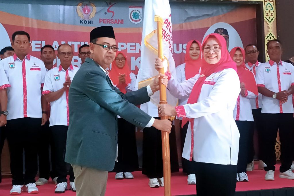 Hj Hanipa Musyafirin di Lantik Menjadi Ketua PERSANI KSB