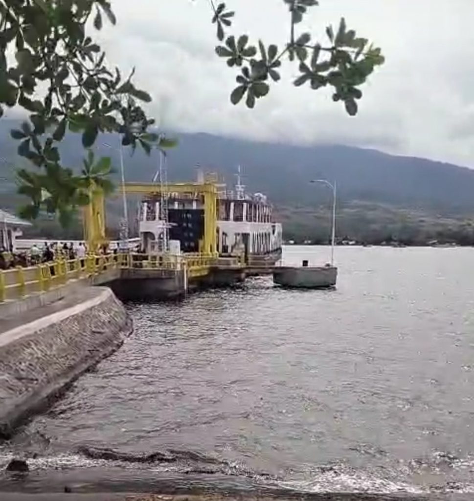 5 Unit Ferry Penyebrangan Tano – Kayangan Tidak Layak Jalan, Dipaksakan Berlayar Oleh Perum ASDP