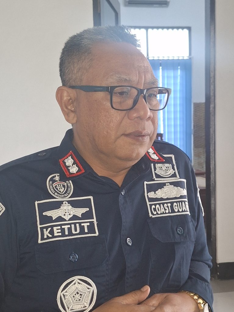 Beberapa Kapal Penyebrangan Tano – Kayangan Dipaksakan Berlayar, Syahbandar Sebut Sudah Memenuhi Standar Laik Layar