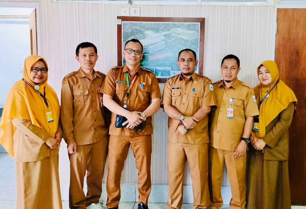 Terima Kunker Dari RSUD H.L. Manambai, RSUD Asy-Syifa Sumbawa Barat Bahas Kerjasama Pemulangan Jenazah