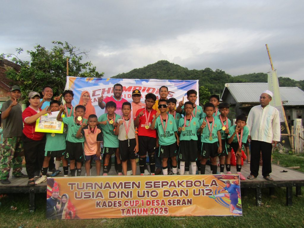 Spektakuler ! Tim Sepak Bola U- 12 SSB DATU SERAN 1,  Desa Seran Raih Juara 1 Tournamen Kades Cup Seran 1 Tahun 2025